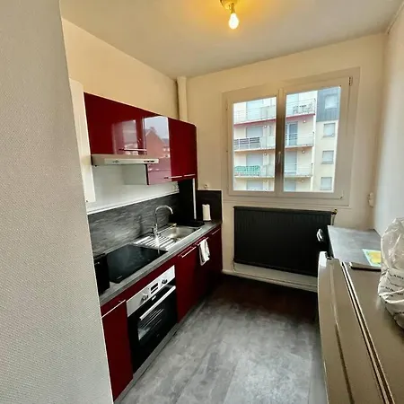 Le Lovely Avec Parking Apartment